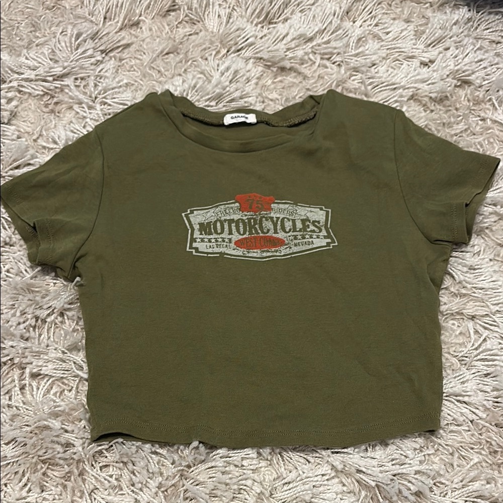 Garage cropped baby tee